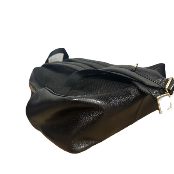 EUC Coach Medium Charlie Black Pebble Leather Goldtone Backpack - Picture 5 of 13